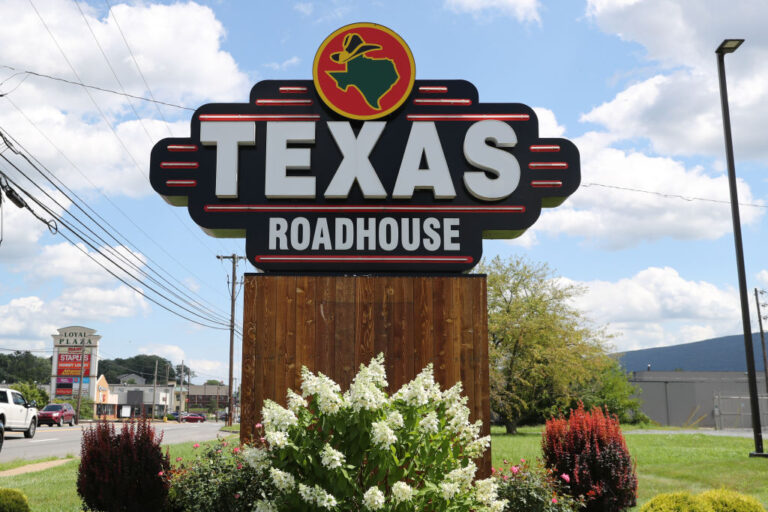 The Texas Roadhouse