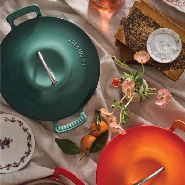 Le Creuset Modern Heritage Round Dutch Oven