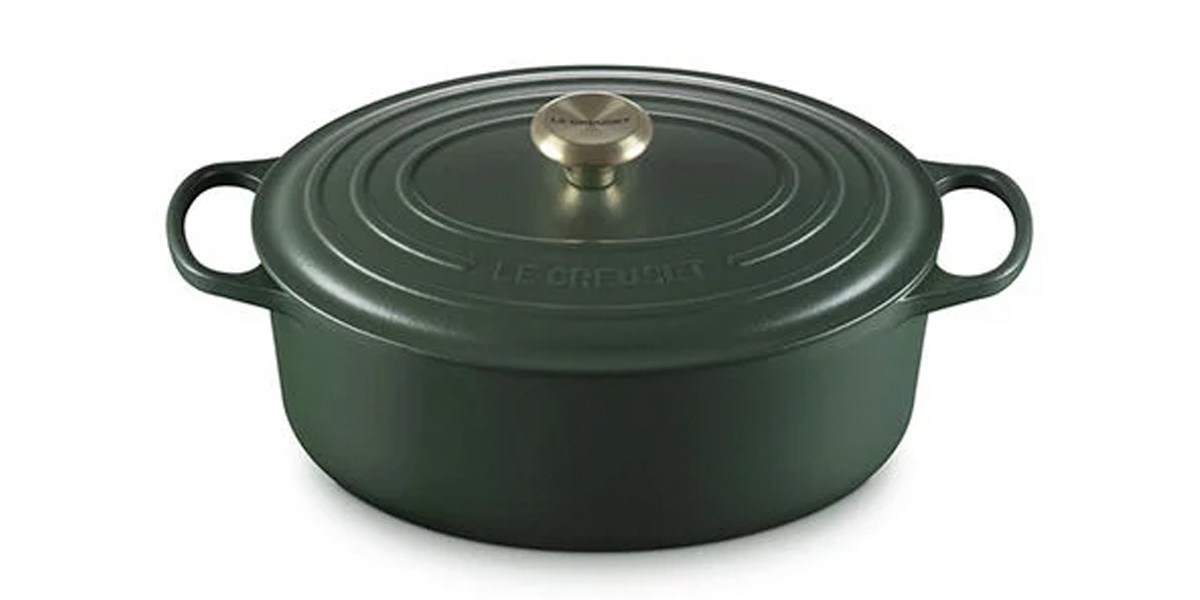Signature Oval Dutch Oven