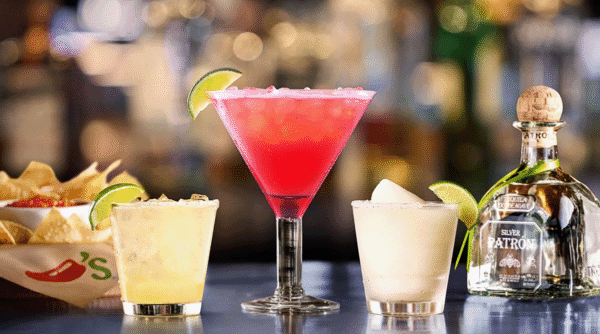 Margaritas on the bar at Chili's